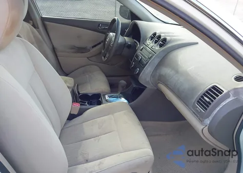 2010 Nissan Altima 2.5 S z USA, uszkodzony, nr VIN 1N4AL2AP9AN493724